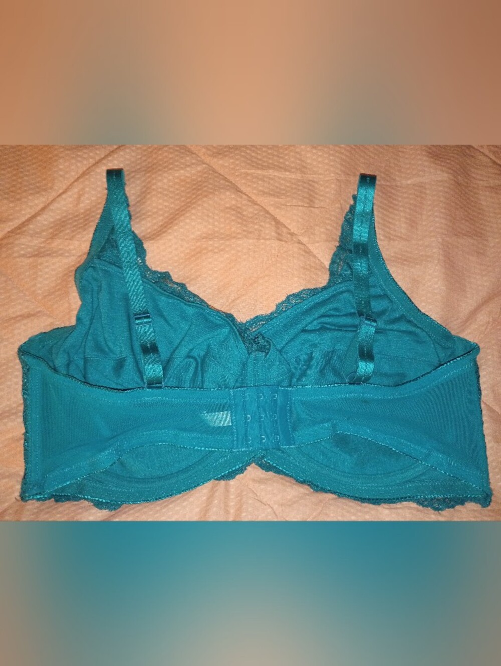 Q-T Intimates Teal Lace Underwire Bra - Picture 7 of 7